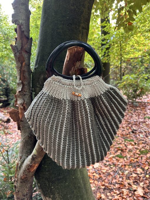 Reverso Bag 2 kleuren | haakpakket - Afbeelding 2